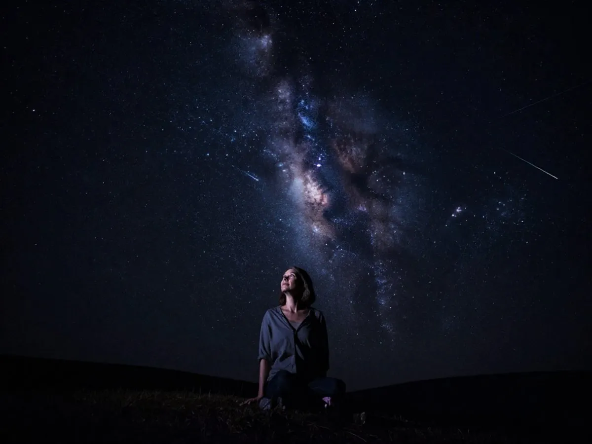 Signification de rêver d'Univers pour la vie quotidienne, l'amour et le travail